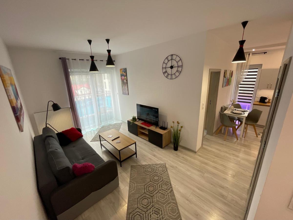 Apartament Nowoczesny Komfortowy Kustronia Z Garazem Balkonem Wanna Bielsko-Biala Bagian luar foto